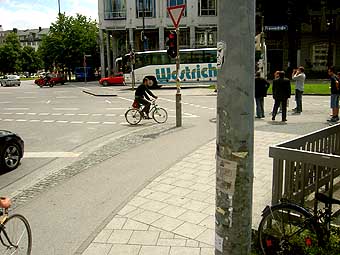 Radwege
                sind gefhrlich - hier wurde ich schon umgefahren!